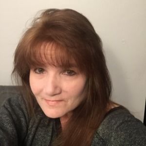 Meet your Posher, Loretta